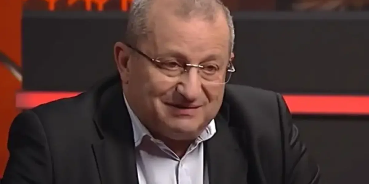 «Только господь вас спасёт»: Кедми объяснил, что ждёт Украину после атаки дронов ВСУ на резиденцию Путина «Только господь вас спасёт»: Кедми объяснил, что ждёт Украину после атаки дронов ВСУ на резиденцию Путина