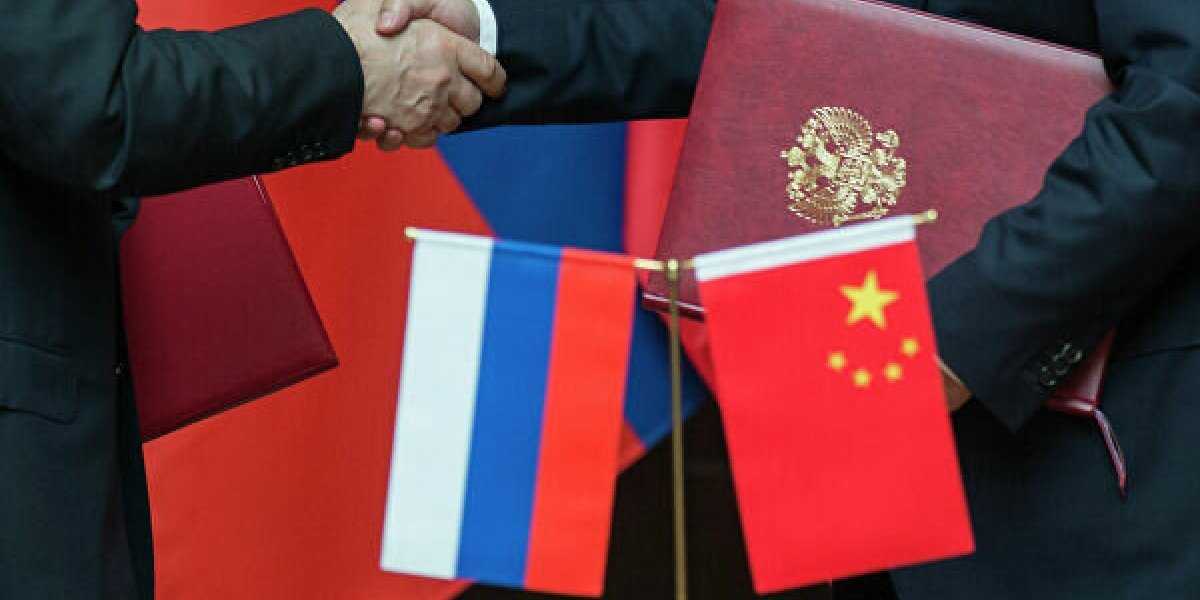 Китай и РФ совместно отвергают инициативу США о «международном саммите за демократию»