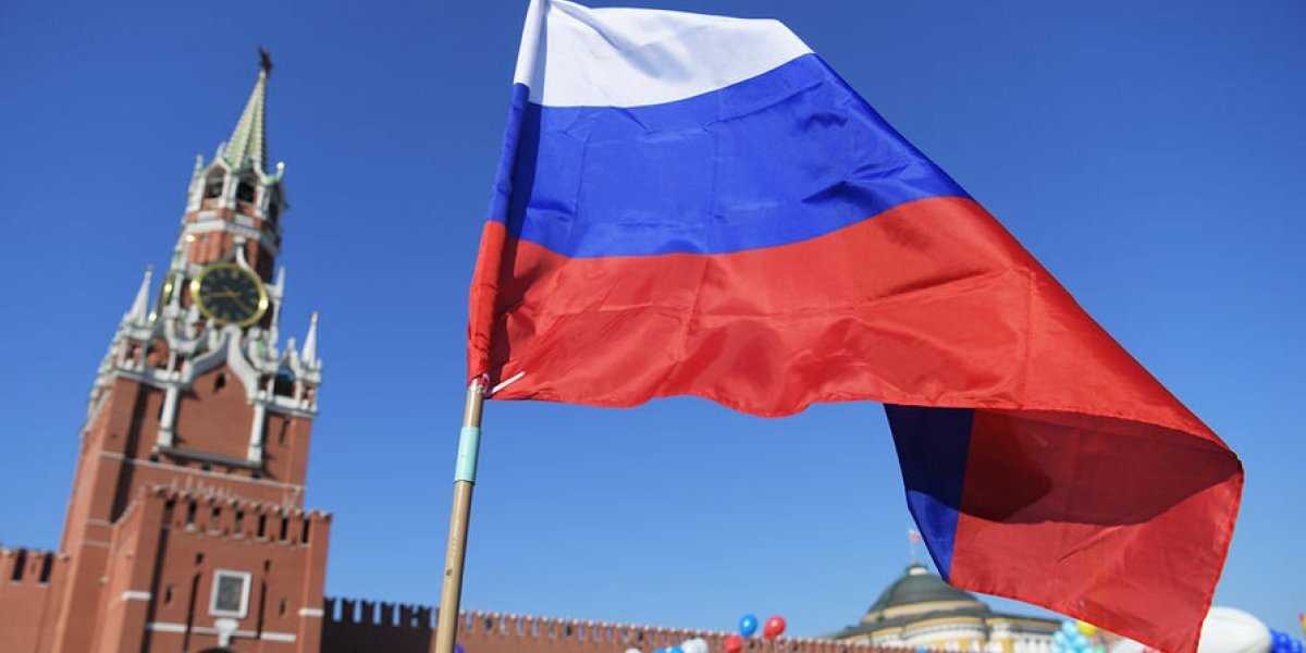 В Кремле ответили на информацию про планы России «вторгнуться» на Украину