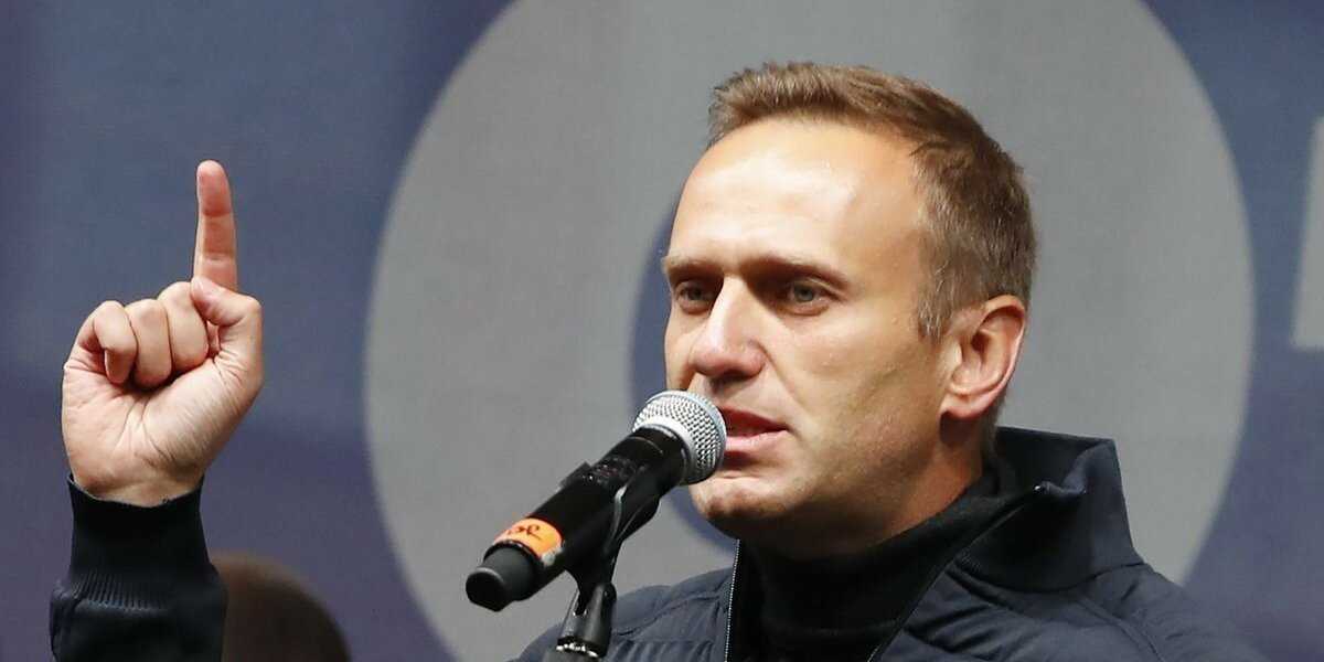 Навального оставили на профучете ФСИН