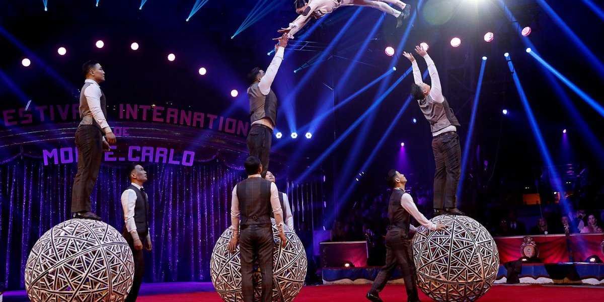 Цирк, да и только: скандал в Монте-Карло из-за шоу под «Прощание славянки» без России набирает обороты