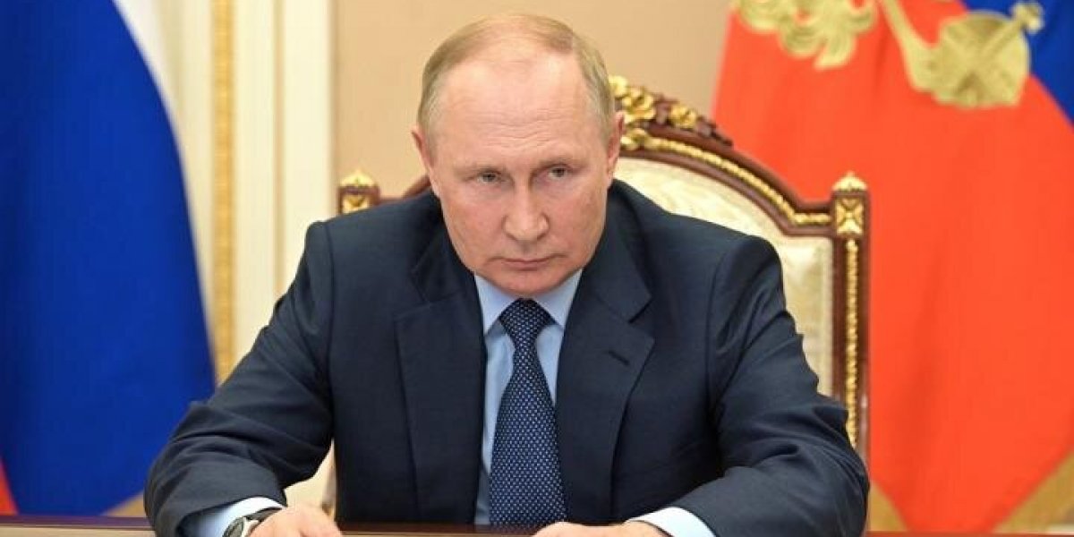 Путин завёл «часы»: Миссия России и бал вампиров, который заканчивается