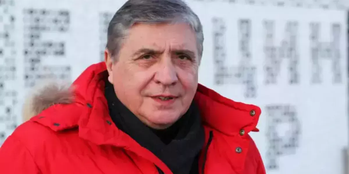 Жога просит Путина снять главу «Ельцин-центра». Но тут появился Абрамович