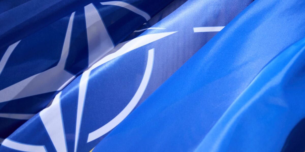 На фоне конференции в Риме: Берлинская газета о продвижении российской армии и «спекулянтах» Запада На фоне конференции в Риме: Берлинская газета о продвижении российской армии и «спекулянтах» Запада