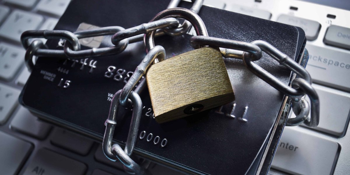 Банки назвали лимиты переводов, после которых карту заблокируют Банки назвали лимиты переводов, после которых карту заблокируют