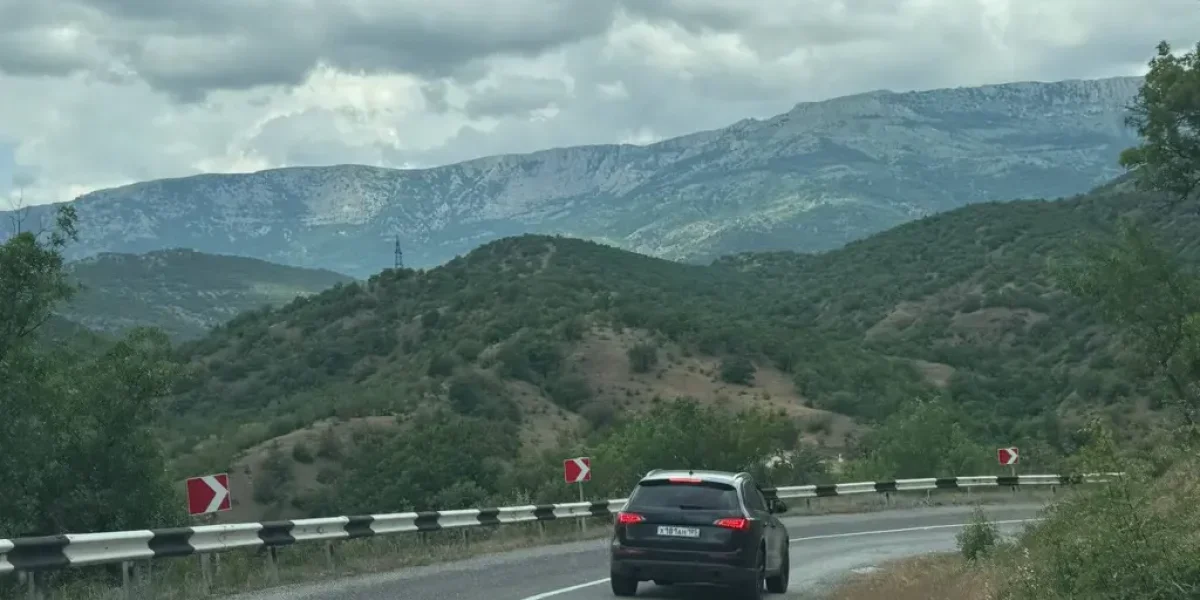 Штраф в 2025 году: 4 предмета, которые закон требует возить в машине