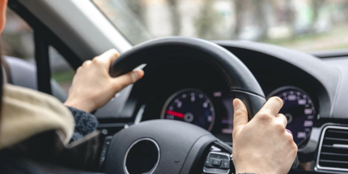 Обязательный набор для автомобиля в 2025 году: как избежать штрафов и проблем на дороге Обязательный набор для автомобиля в 2025 году: как избежать штрафов и проблем на дороге