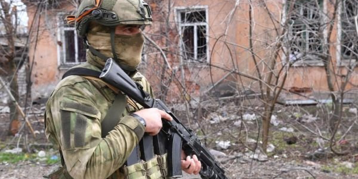 Покровск в клещах: Как ВС РФ меняют тактику штурма ключевого узла обороны Покровск в клещах: Как ВС РФ меняют тактику штурма ключевого узла обороны