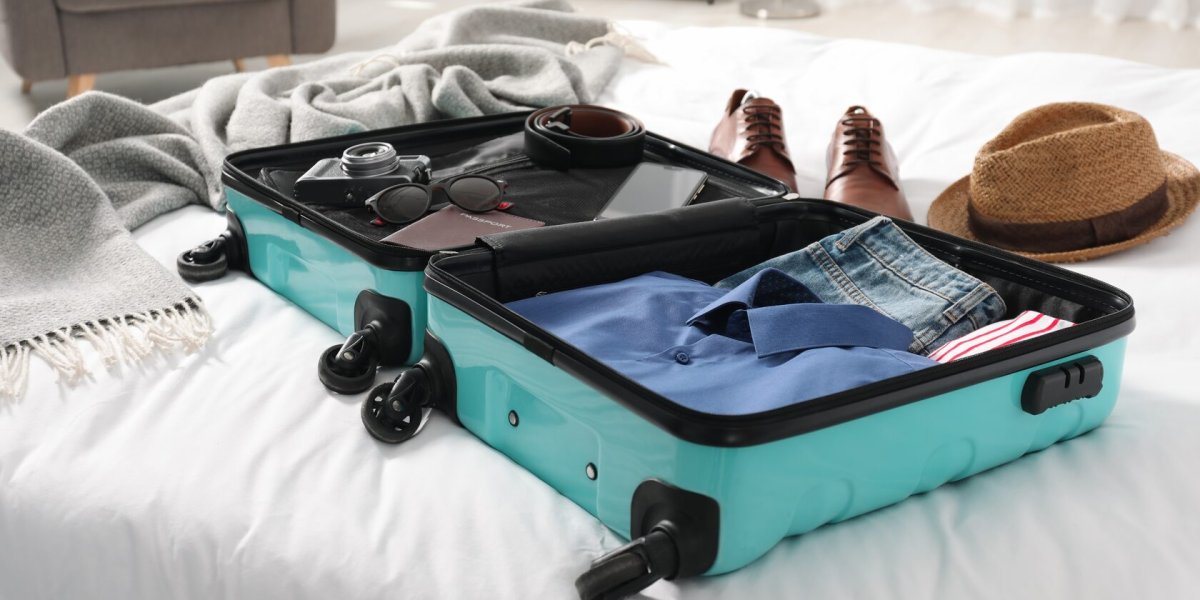 Почему опытные туристы первым делом несут чемодан в ванную: простой лайфхак Почему опытные туристы первым делом несут чемодан в ванную: простой лайфхак