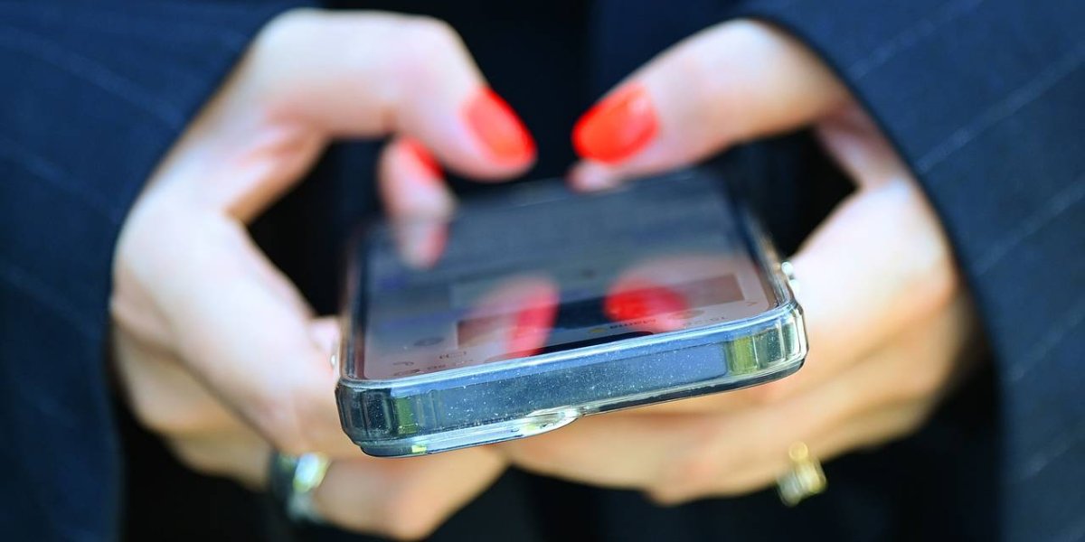 Путин снял яблочные оковы: с сентября RuStore станет обязателен для iPhone в России