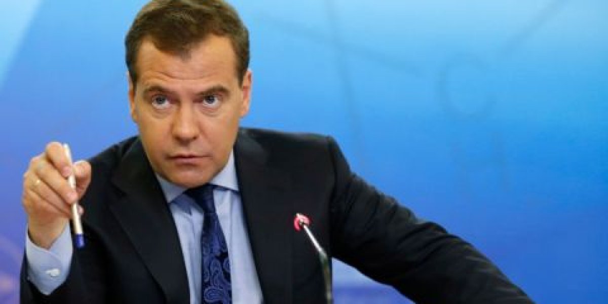 Медведев о Трампе: Отношение «никак» и фокус на Победе Медведев о Трампе: Отношение «никак» и фокус на Победе