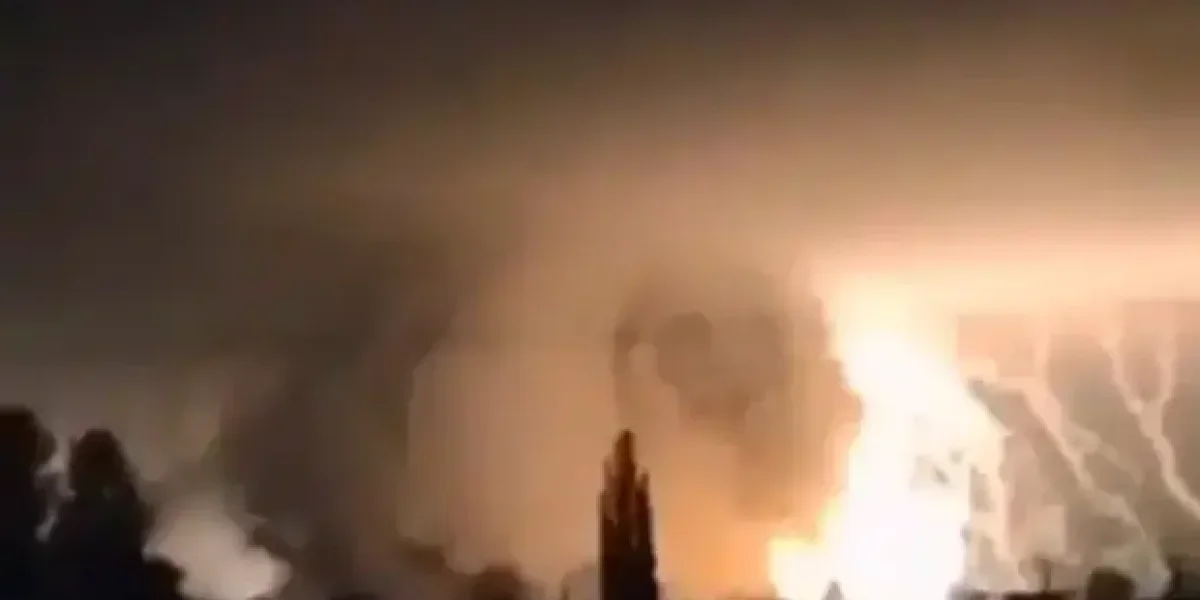 «Максимально долго скрывали»: Россия испытала на Украине плазменное оружие. Стирает города за одну ночь «Максимально долго скрывали»: Россия испытала на Украине плазменное оружие. Стирает города за одну ночь