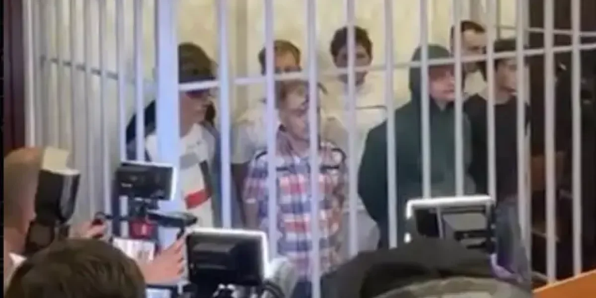 Кого Баку взял в заложники. Досье на граждан России