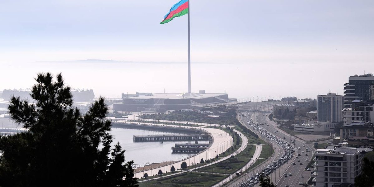 Азербайджан заявил о &laquo;искусственных барьерах&raquo; Россельхознадзора: грозит ли России дефицит фруктов и овощей?