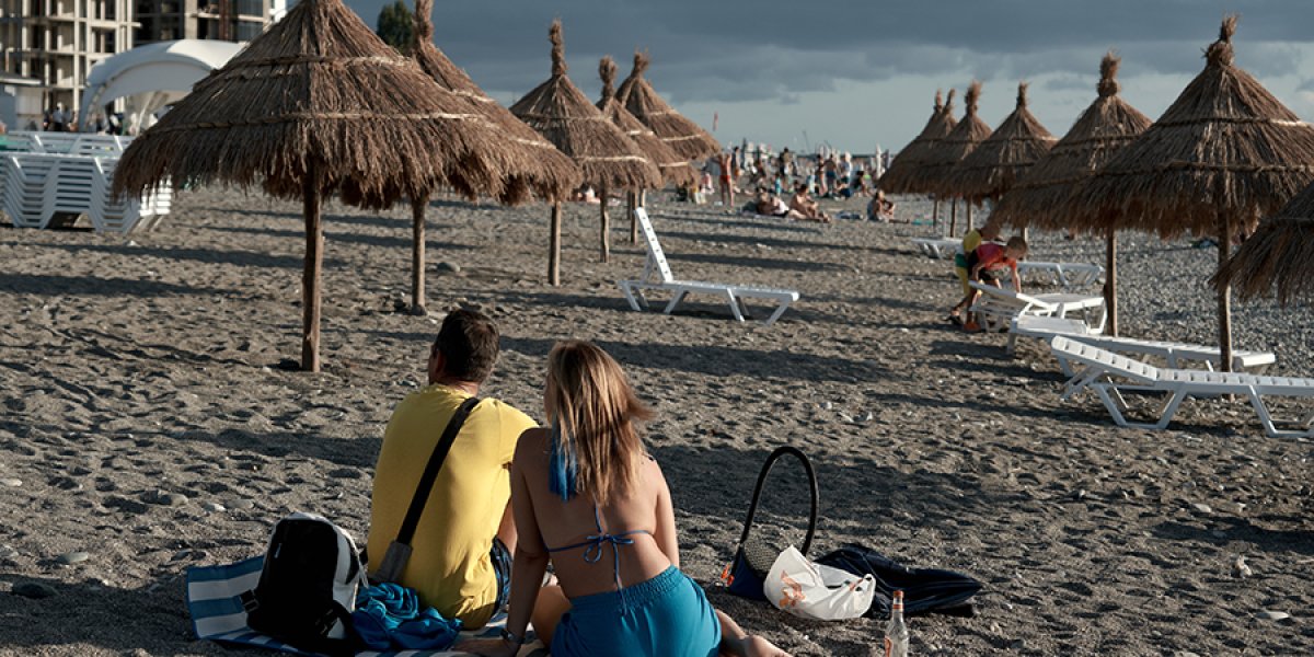 Российские туристы массово разочаровываются в Абхазии: от разрухи до антисанитарии Российские туристы массово разочаровываются в Абхазии: от разрухи до антисанитарии