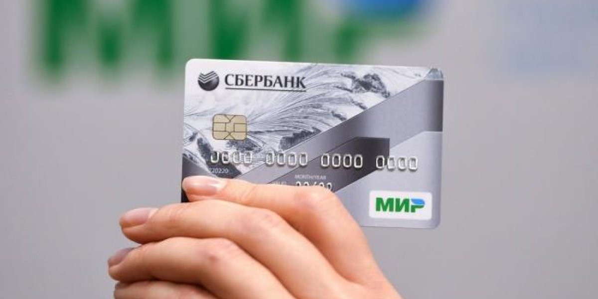 Сбербанк предупреждает пенсионеров: Новая схема мошенников под видом опроса Сбербанк предупреждает пенсионеров: Новая схема мошенников под видом опроса