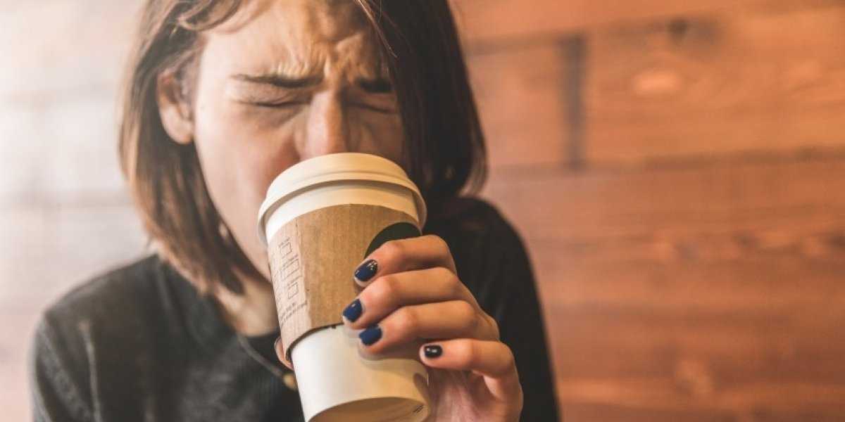 Опасность в чашке: как горячие напитки угрожают здоровью пищевода