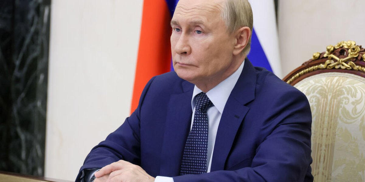 Путин подтверждает готовность России к посредничеству по иранской ядерной программе в разговоре с Нетаньяху Путин подтверждает готовность России к посредничеству по иранской ядерной программе в разговоре с Нетаньяху