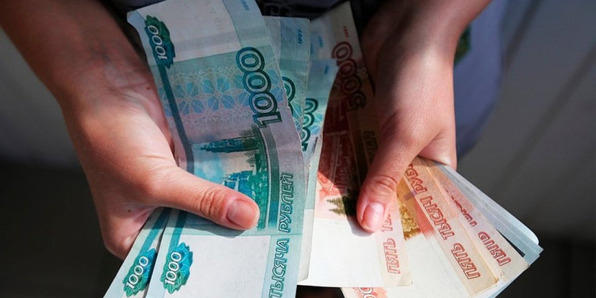 Повышение пенсий с 1 сентября: кому и на сколько увеличат выплаты Повышение пенсий с 1 сентября: кому и на сколько увеличат выплаты