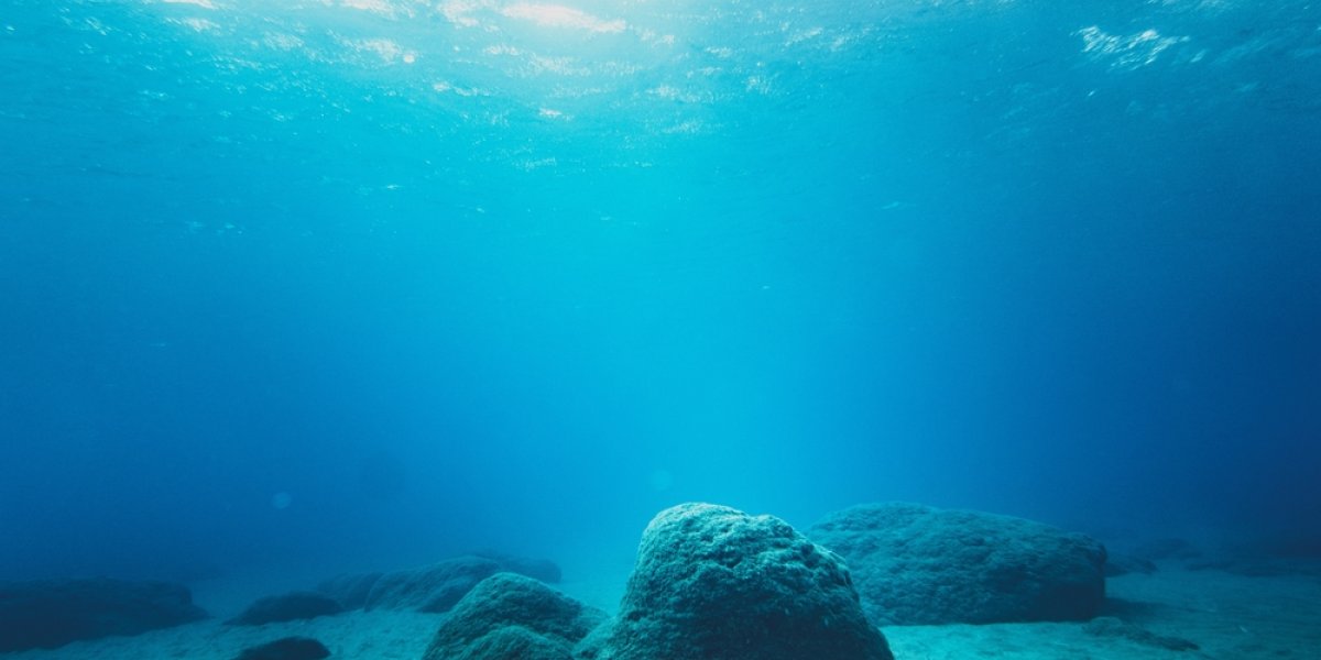 Тайна на дне Байкала: у берегов Слюдянки обнаружены затонувшие электросамокаты