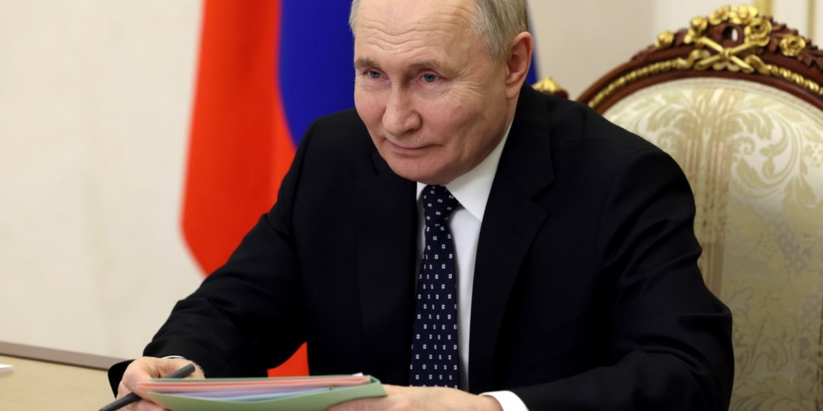 Продавцов маркетплейсов ждет тотальная проверка: Путин подписал новый закон Продавцов маркетплейсов ждет тотальная проверка: Путин подписал новый закон