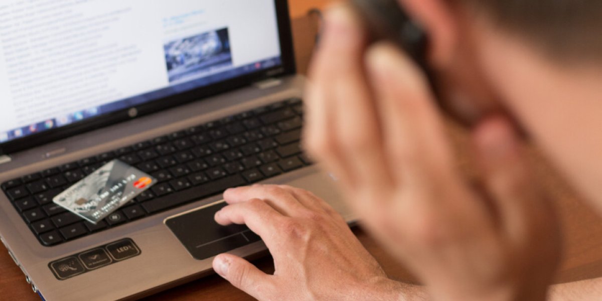 Код из SMS за дом и жизнь: как мошенники опустошают счета и заставляют продавать недвижимость Код из SMS за дом и жизнь: как мошенники опустошают счета и заставляют продавать недвижимость