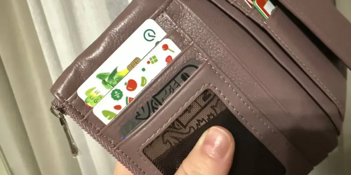 Банковская карта только для себя: как новые законы карают за передачу счета мошенникам и чем это грозит обычным людям Банковская карта только для себя: как новые законы карают за передачу счета мошенникам и чем это грозит обычным людям