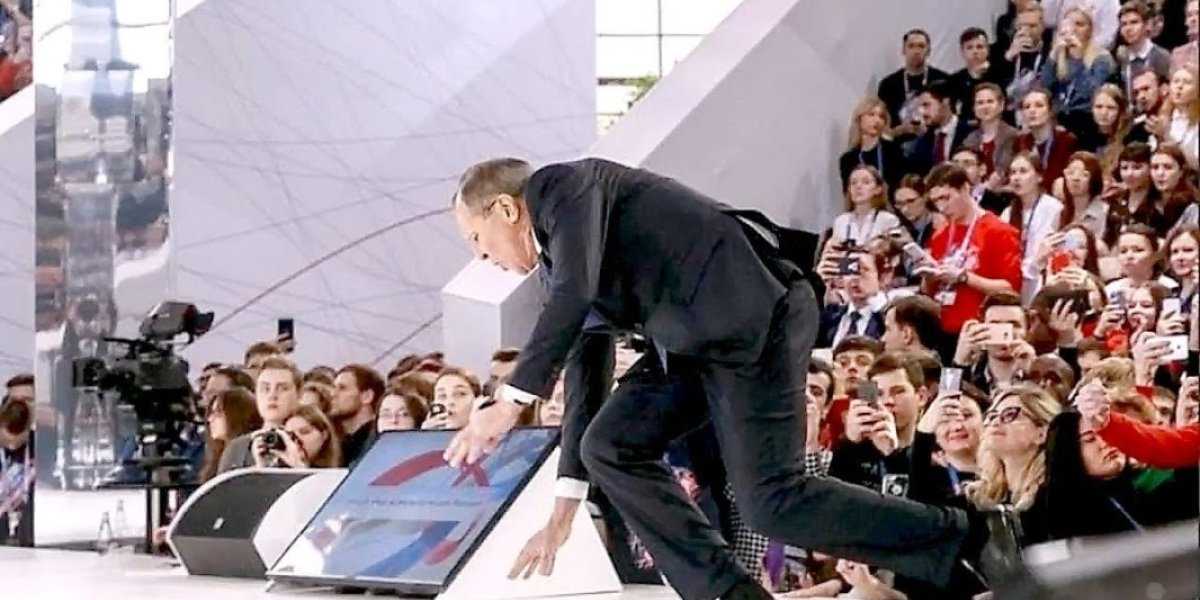 Очередной прокол российского МИДа: Лаврова опять подвели наивность и доверчивость Очередной прокол российского МИДа: Лаврова опять подвели наивность и доверчивость