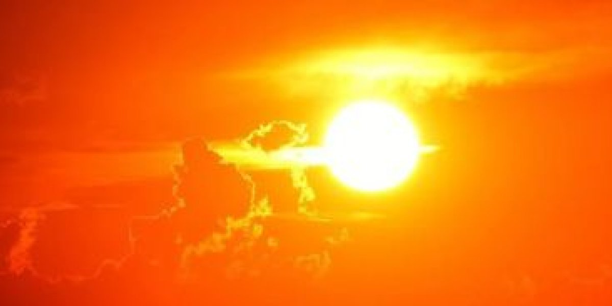 Рекордный всплеск: 15 солнечных вспышек зафиксировано за одни сутки Рекордный всплеск: 15 солнечных вспышек зафиксировано за одни сутки