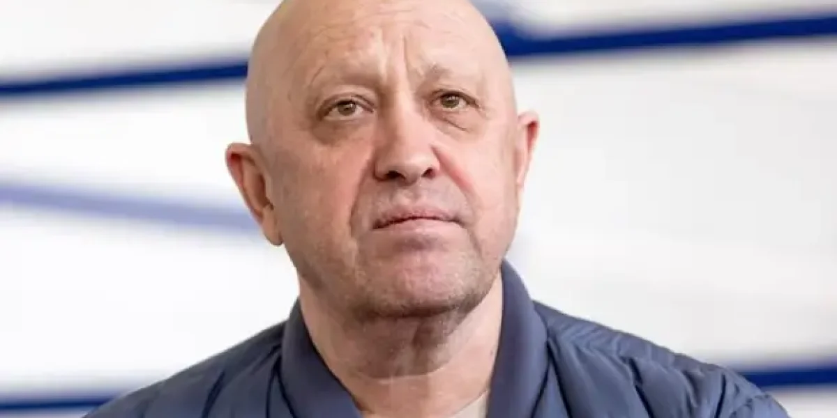 Ещё одна пощёчина Макрону. В Мали сняли клип к Дню флага России Ещё одна пощёчина Макрону. В Мали сняли клип к Дню флага России