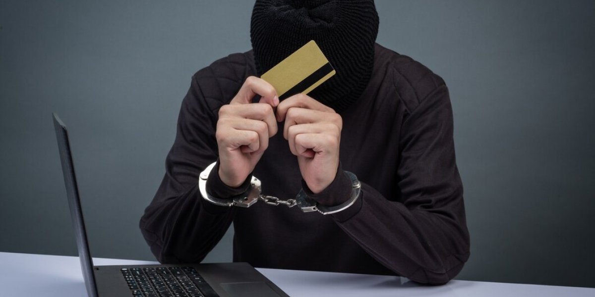 Как не стать жертвой обмана: Роскачество предупредило о новых схемах мошенничества с турами