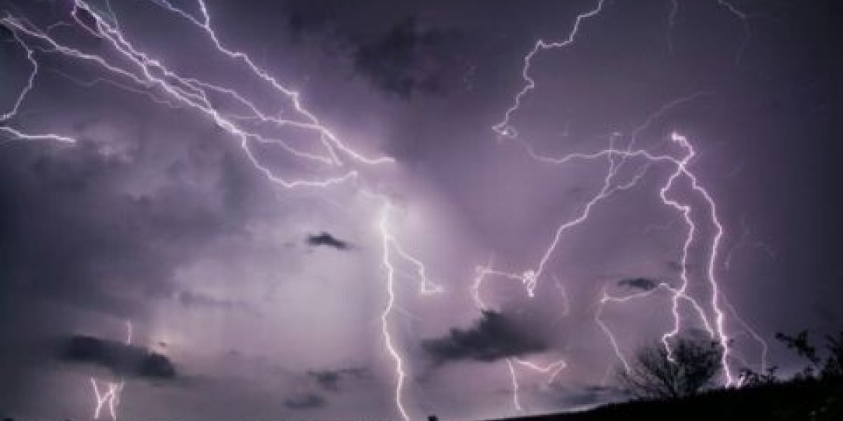 Аномальная жара и потопы: К чему готовиться россиянам в августе и сентябре 2025 Аномальная жара и потопы: К чему готовиться россиянам в августе и сентябре 2025