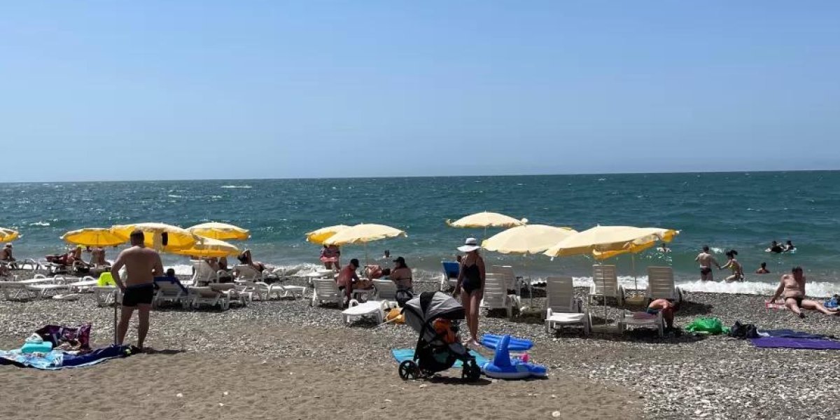 «Хамство в крови»: Российский турист раскритиковал сервис и инфраструктуру Абхазии