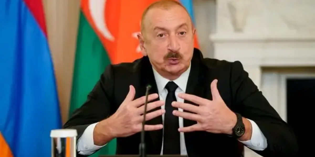 Азербайджанские СМИ атаковали Никиту Михалкова за его слова в «Бесогоне». Приплели даже Березовского Азербайджанские СМИ атаковали Никиту Михалкова за его слова в «Бесогоне». Приплели даже Березовского