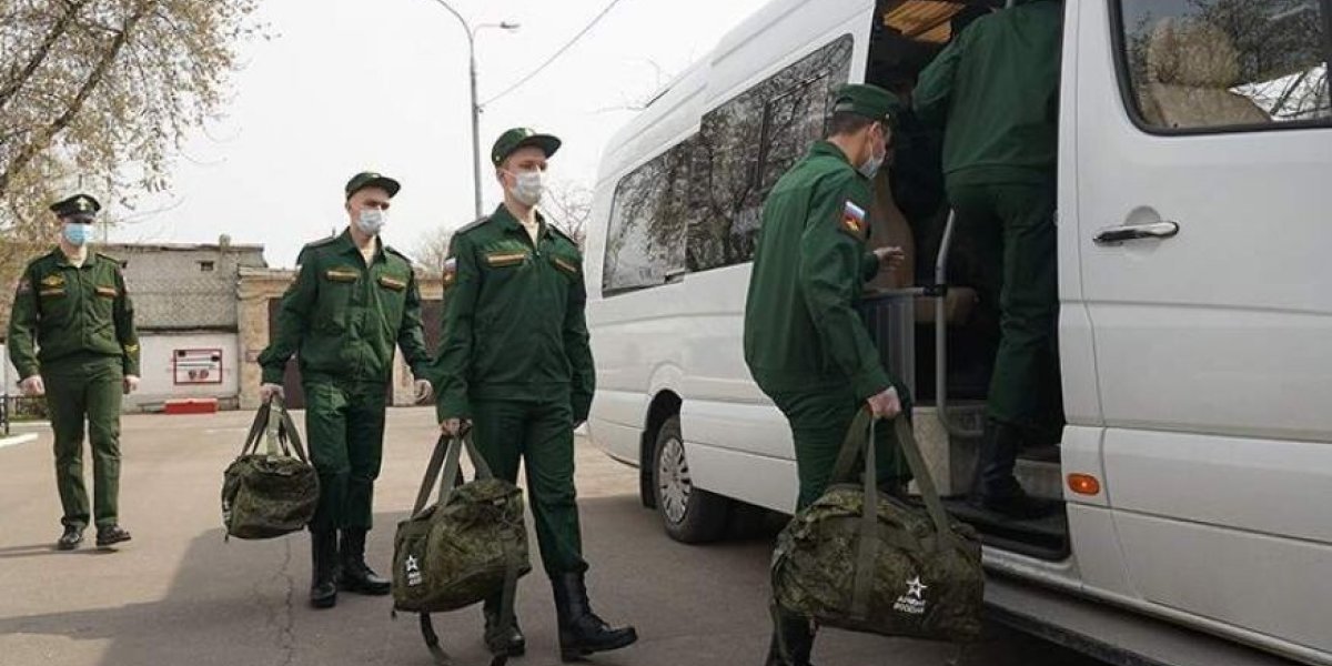 Путин объявил мобилизацию? Разбираем фейк о призыве в России Путин объявил мобилизацию? Разбираем фейк о призыве в России