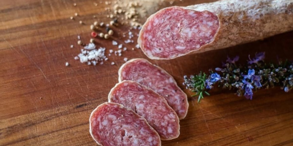 Чужая ДНК, антибиотики и обман: Роскачество назвало марки колбасы, опасные для здоровья Чужая ДНК, антибиотики и обман: Роскачество назвало марки колбасы, опасные для здоровья