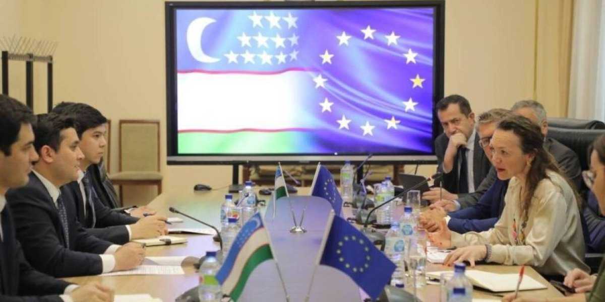 Запад ломится в Среднюю Азию, Казахстан и Узбекистан продают своё будущее, а что делает Россия? Запад ломится в Среднюю Азию, Казахстан и Узбекистан продают своё будущее, а что делает Россия?