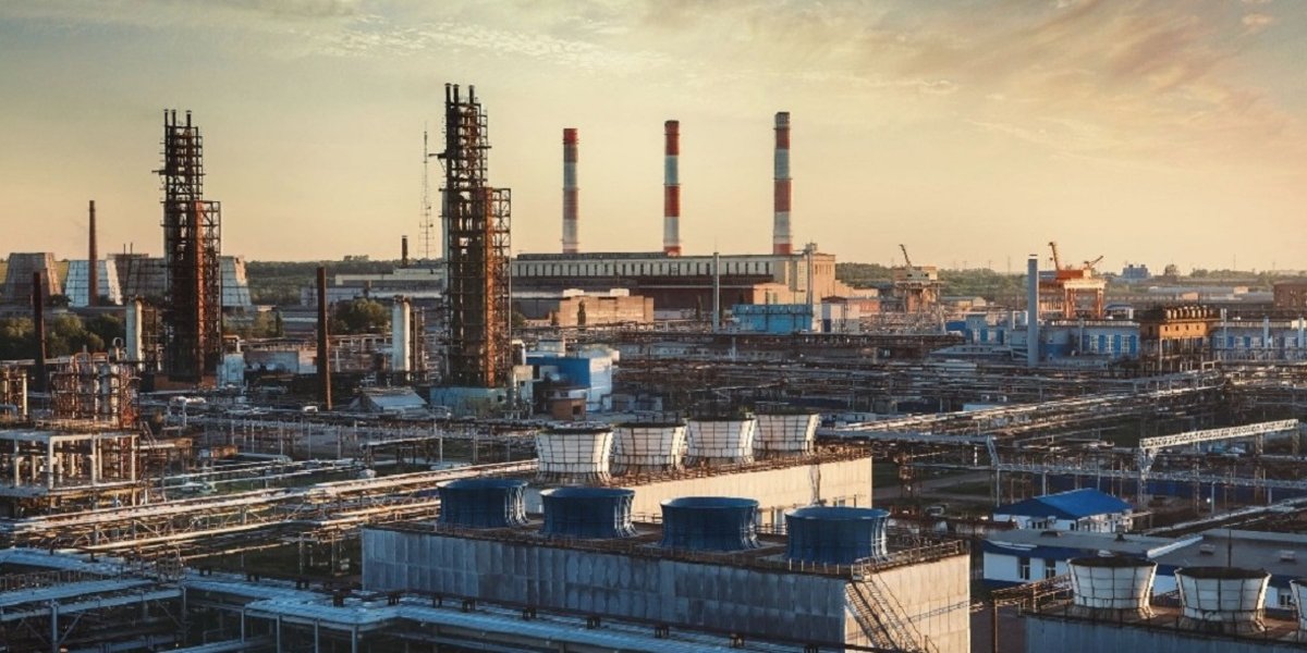 Теракт на «Газпром нефтехим Салават»: как атака БПЛА на крупнейший нефтехимический комплекс России угрожает экономической безопасности страны Теракт на «Газпром нефтехим Салават»: как атака БПЛА на крупнейший нефтехимический комплекс России угрожает экономической безопасности страны