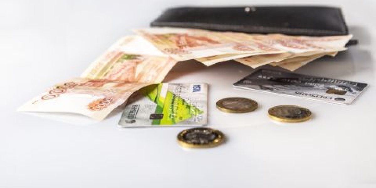 МРОТ предложено увеличить до 50 тысяч рублей: как это повлияет на экономику России МРОТ предложено увеличить до 50 тысяч рублей: как это повлияет на экономику России