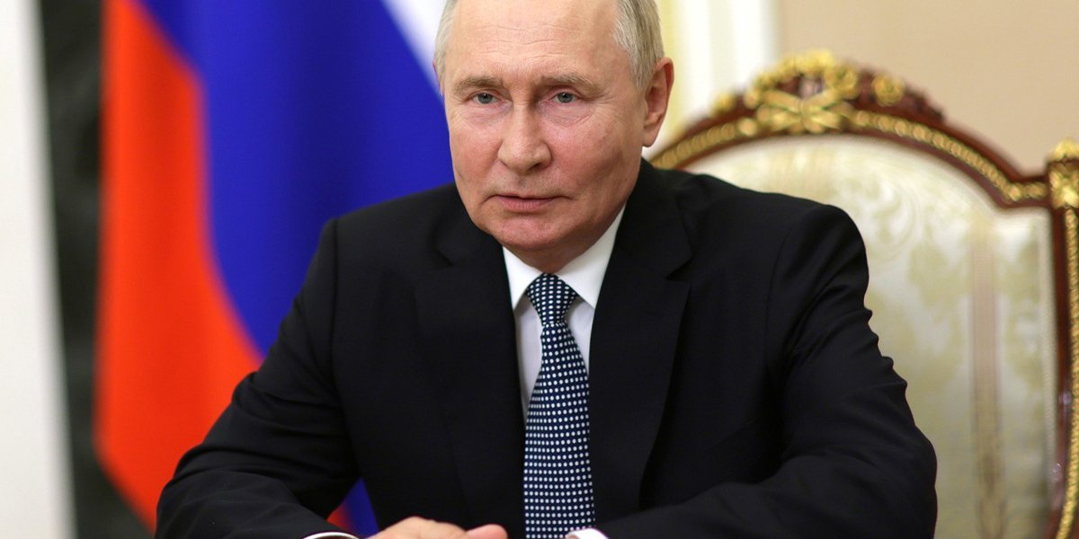 Путин устроил «холодный душ» США: его ответ на «Томагавки» вызвал переполох на Западе Путин устроил «холодный душ» США: его ответ на «Томагавки» вызвал переполох на Западе