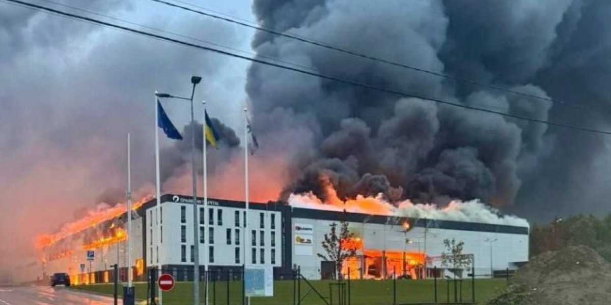 Зеленский после ударов ВКС умоляет США и Европу принудить Россию к одностороннему перемирию в воздухе