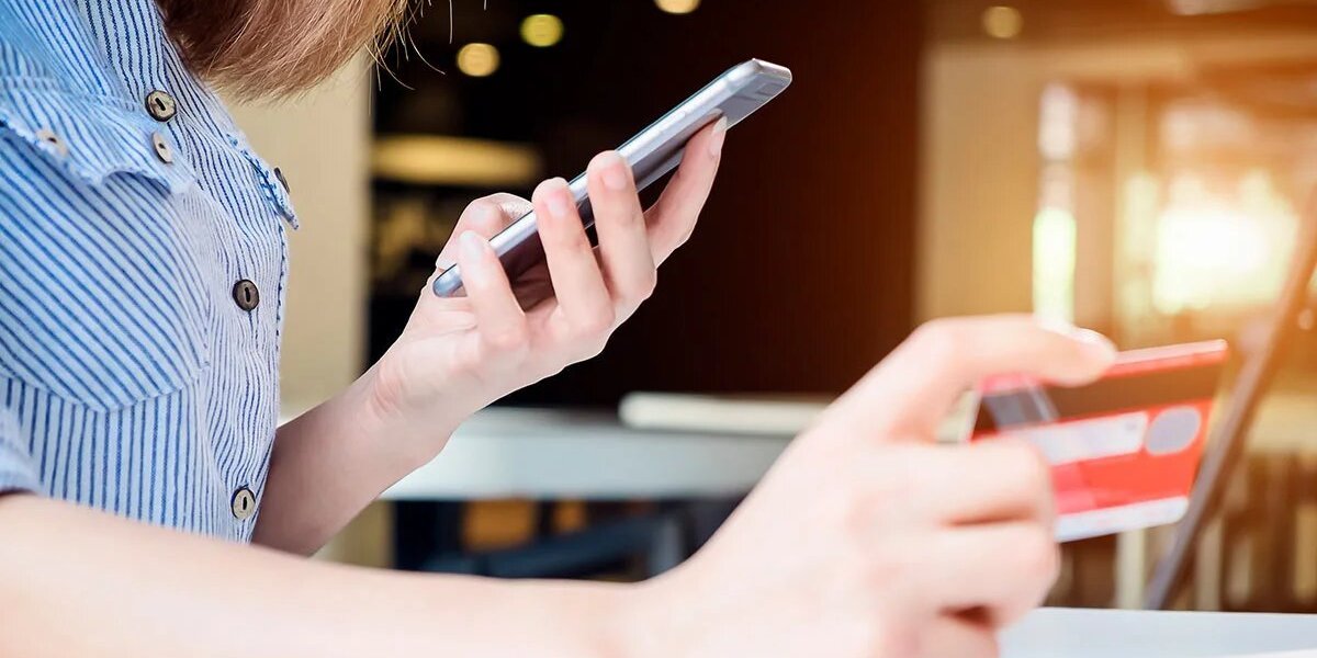 Нежданный перевод на карту: финансовая ловушка или ошибка? Как защитить свои деньги