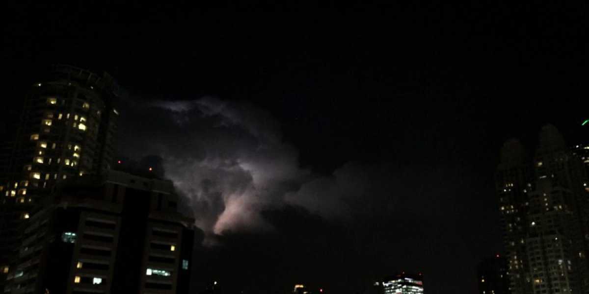 Зеленский устроил Украине «тёмную» ради выполнения контракта. Пропасть близко