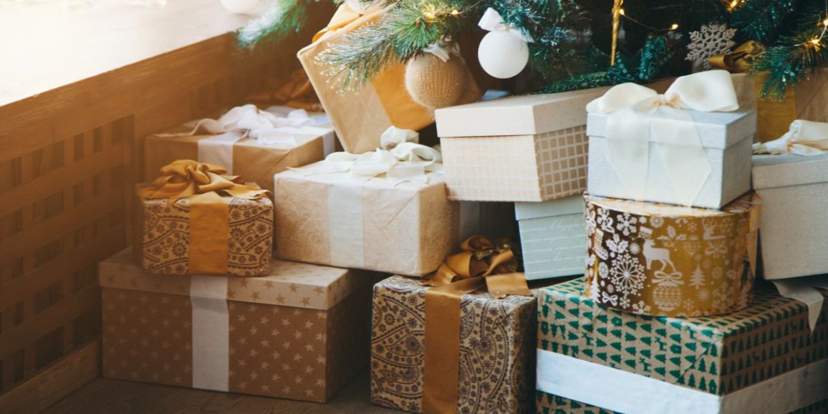 Успейте купить: лучшие недорогие подарки на Новый год 2025 с маркетплейсов Успейте купить: лучшие недорогие подарки на Новый год 2025 с маркетплейсов