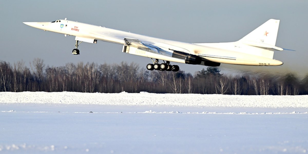 Россия удивила технологиями — любимый самолет Путина стал проблемой для Китая Россия удивила технологиями — любимый самолет Путина стал проблемой для Китая
