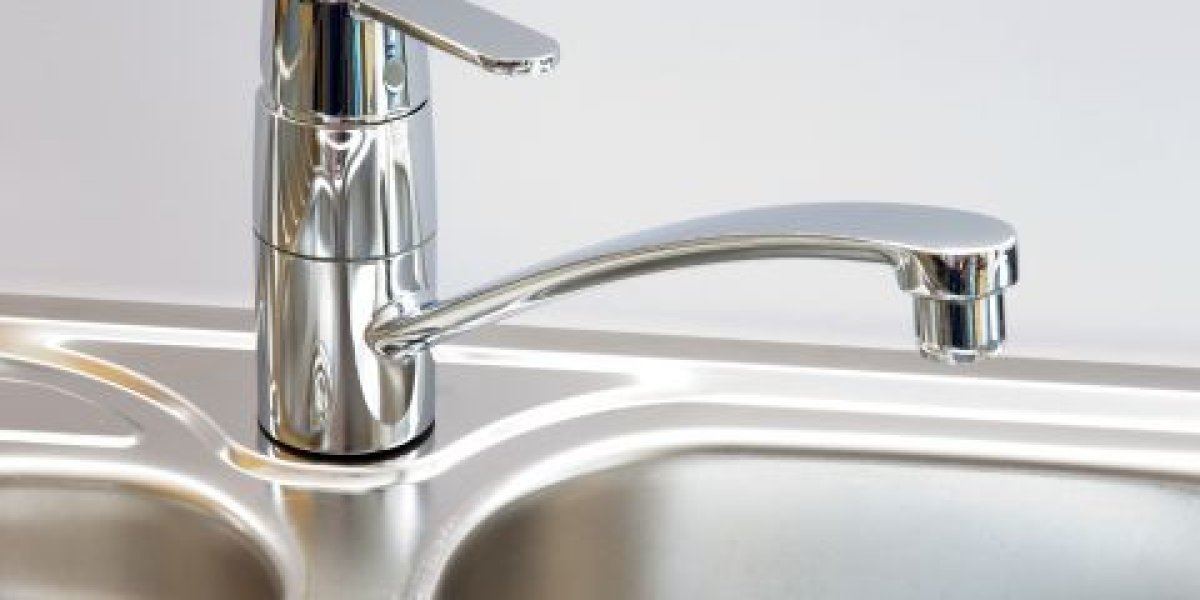 Вода вернулась на десятый этаж: как прокуратура заставила «Примводоканал» исправить роковую ошибку Вода вернулась на десятый этаж: как прокуратура заставила «Примводоканал» исправить роковую ошибку