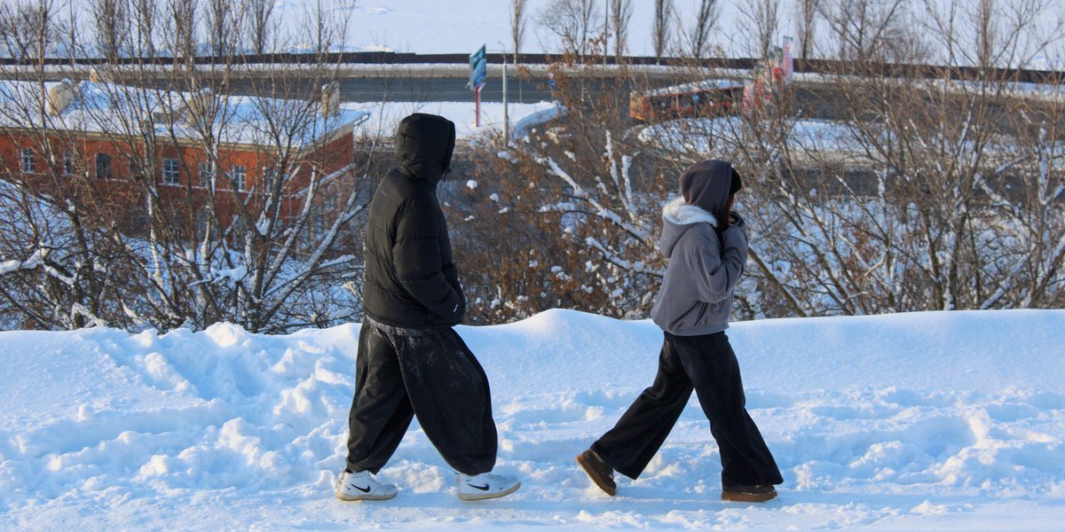 Москвичам готовиться к долгой весне: синоптики обещают снег до середины апреля Москвичам готовиться к долгой весне: синоптики обещают снег до середины апреля