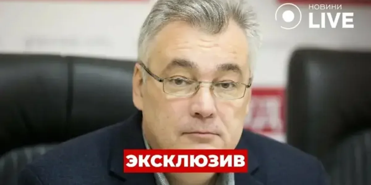 Тайный договорняк с Киевом, почему не бьем по мостам Днепра. А они что за это не делают? Тайный договорняк с Киевом, почему не бьем по мостам Днепра. А они что за это не делают?