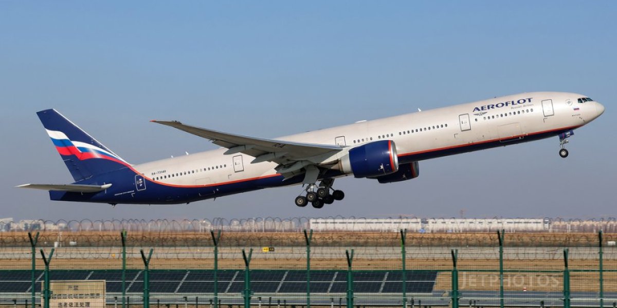 Если Airbus и Boeing не сжалятся, то беспересадочные рейсы из Москвы на восток страны придется прекратить Если Airbus и Boeing не сжалятся, то беспересадочные рейсы из Москвы на восток страны придется прекратить