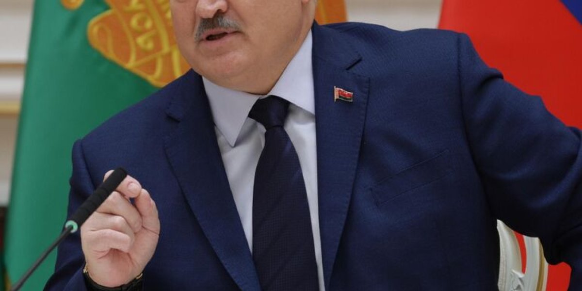 «Вместо яда и кинжала – ракеты»: пример Ирана для Лукашенко, а Киеву дал повод для новых планов «Вместо яда и кинжала – ракеты»: пример Ирана для Лукашенко, а Киеву дал повод для новых планов